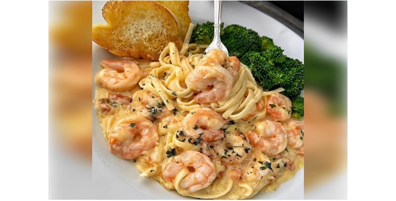 Talharim Cremoso com Nata Biolat, Queijo Rodeio e Camarão